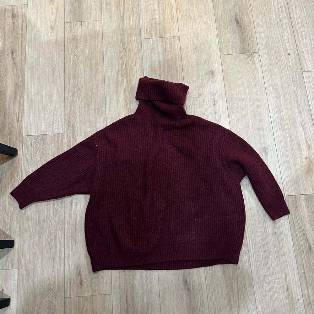 burgundy knit oversized turtleneck zara